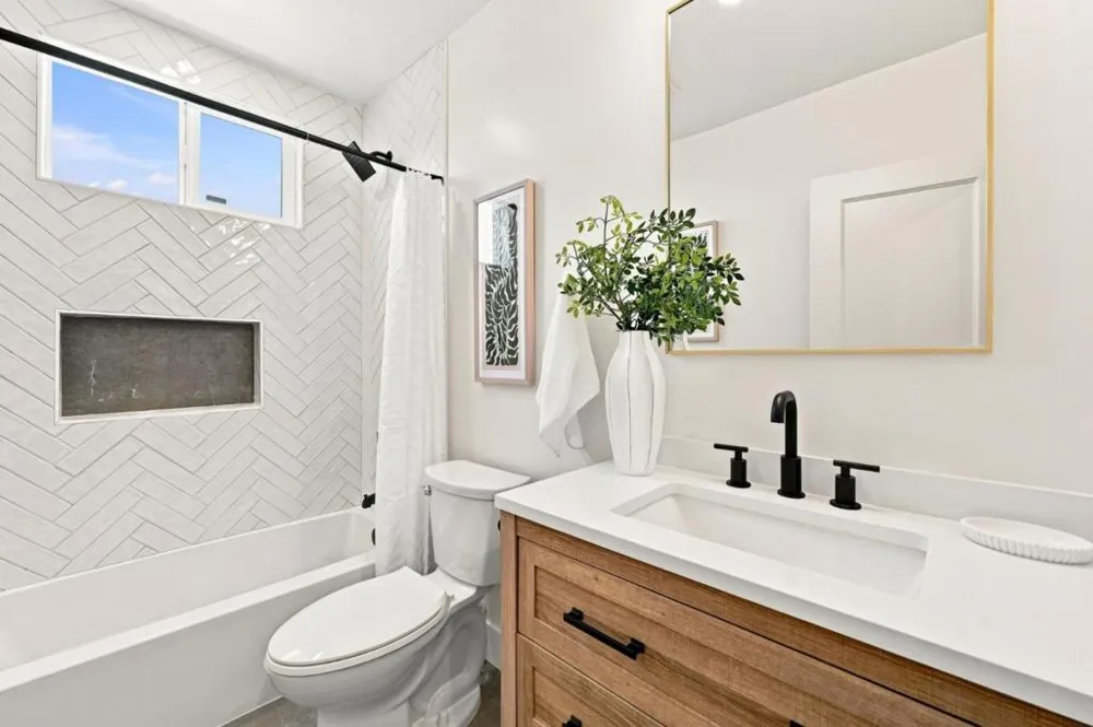 200 Magnolia Avenue Millbrae, CA 94030