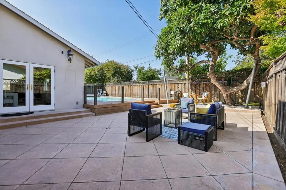 716 Fairlane Avenue Santa Clara, CA 95051