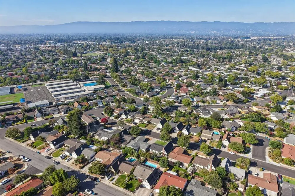 716 Fairlane Avenue Santa Clara, CA 95051
