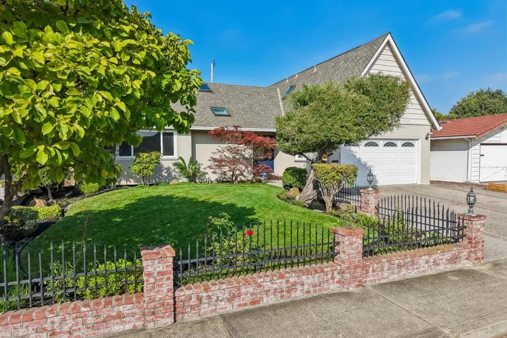 716 Fairlane Avenue Santa Clara, CA 95051
