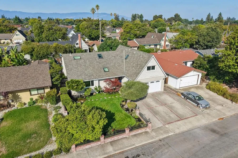 716 Fairlane Avenue Santa Clara, CA 95051