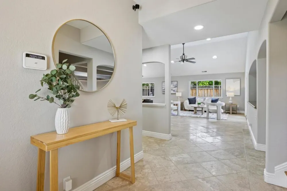 716 Fairlane Avenue Santa Clara, CA 95051