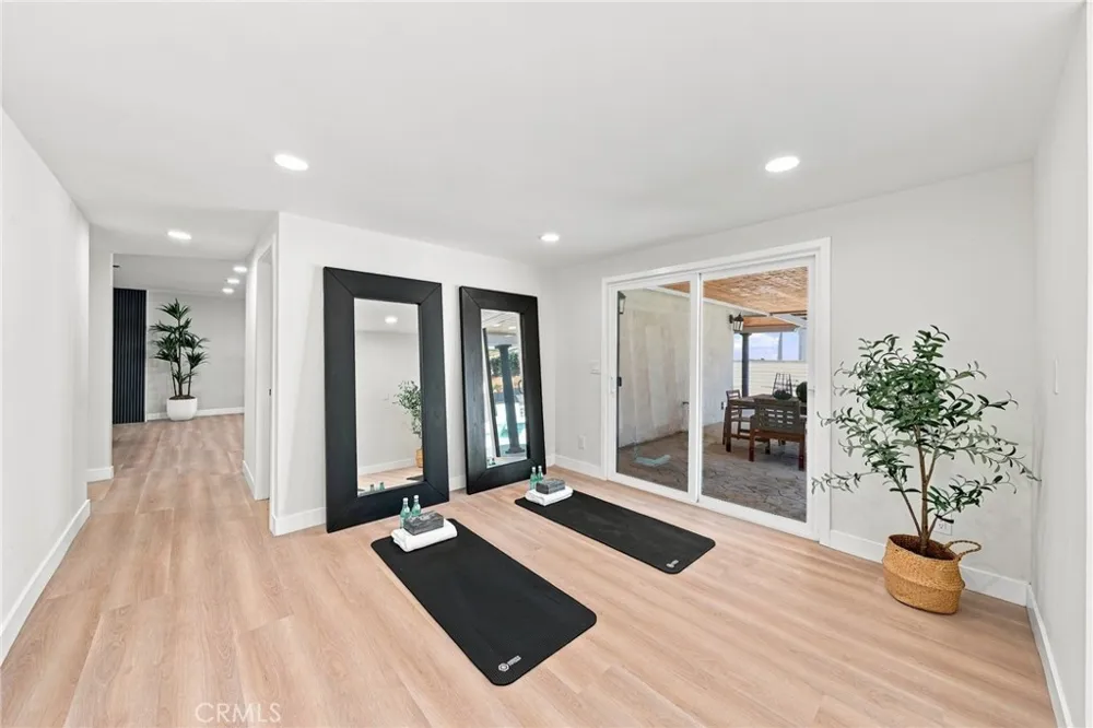 633 Dorothy Fullerton, CA 92831