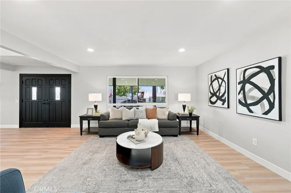 633 Dorothy Fullerton, CA 92831