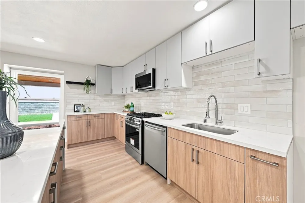 633 Dorothy Fullerton, CA 92831