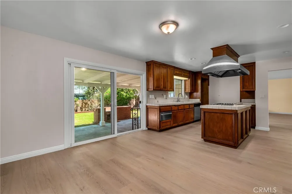 1913 240th Lomita, CA 90717