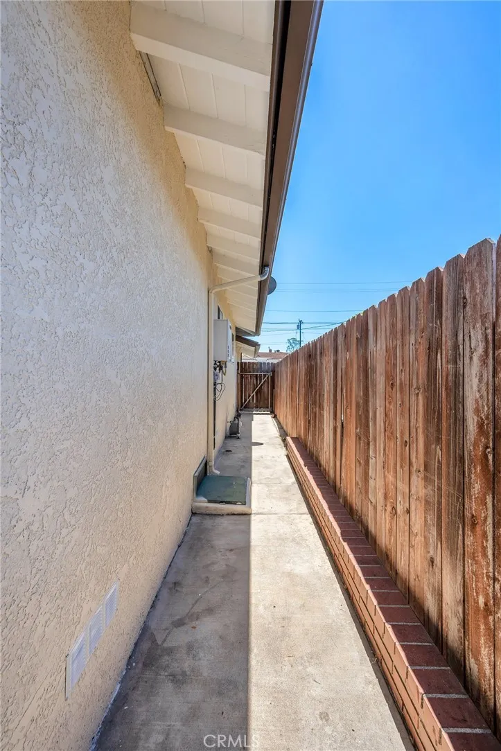 1913 240th Lomita, CA 90717
