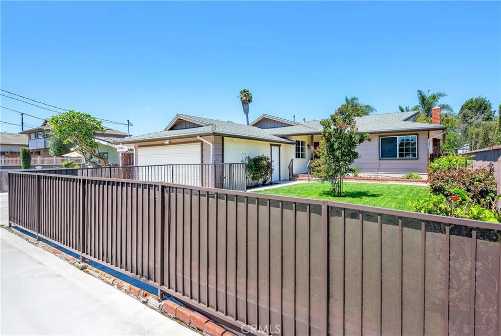 1913 240th Lomita, CA 90717
