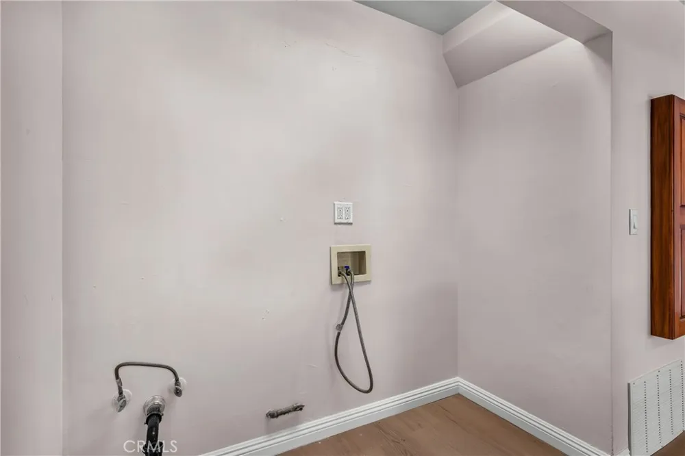 1913 240th Lomita, CA 90717