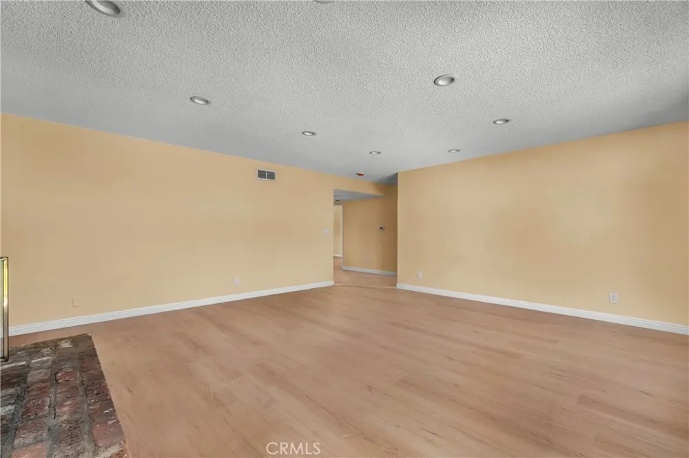 1913 240th Lomita, CA 90717