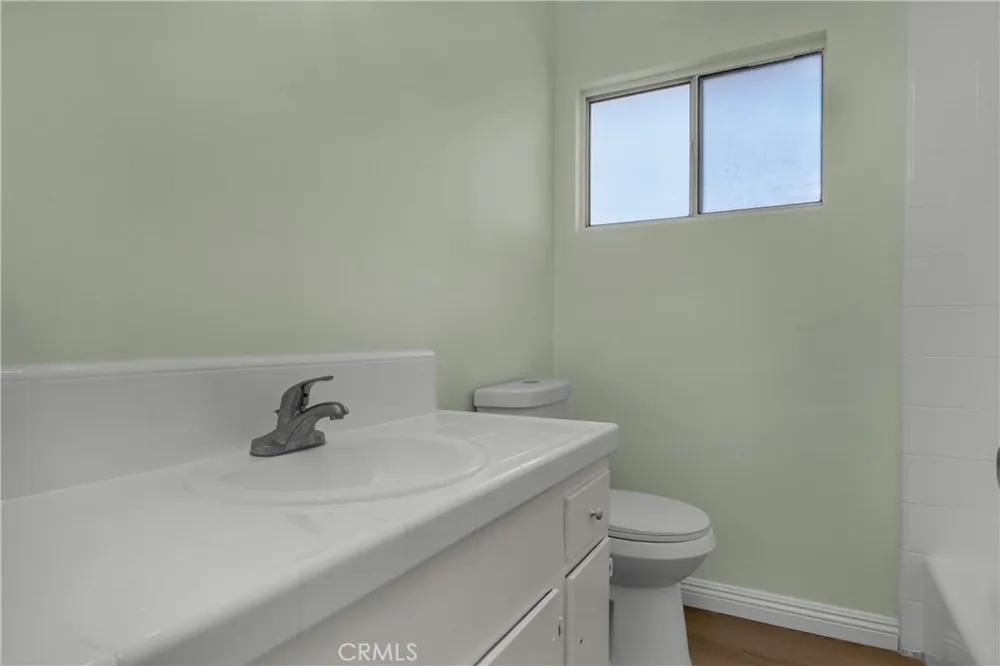 1913 240th Lomita, CA 90717