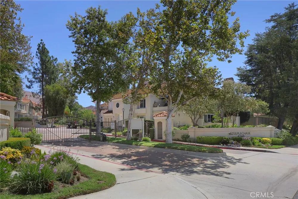 4240 Lost Hills Calabasas, CA 91301