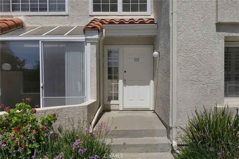 4240 Lost Hills Calabasas, CA 91301