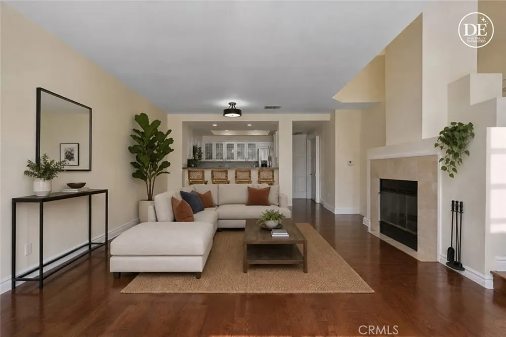 4240 Lost Hills Calabasas, CA 91301