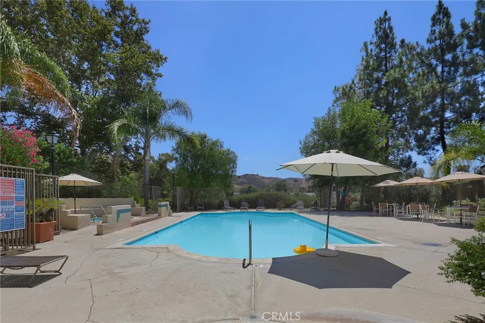 4240 Lost Hills Calabasas, CA 91301