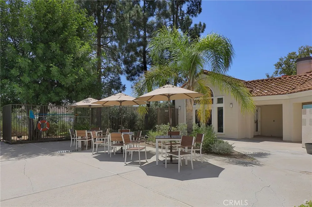 4240 Lost Hills Calabasas, CA 91301