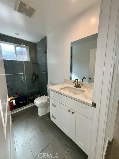1718 Rodney Drive Hollywood, CA 90027