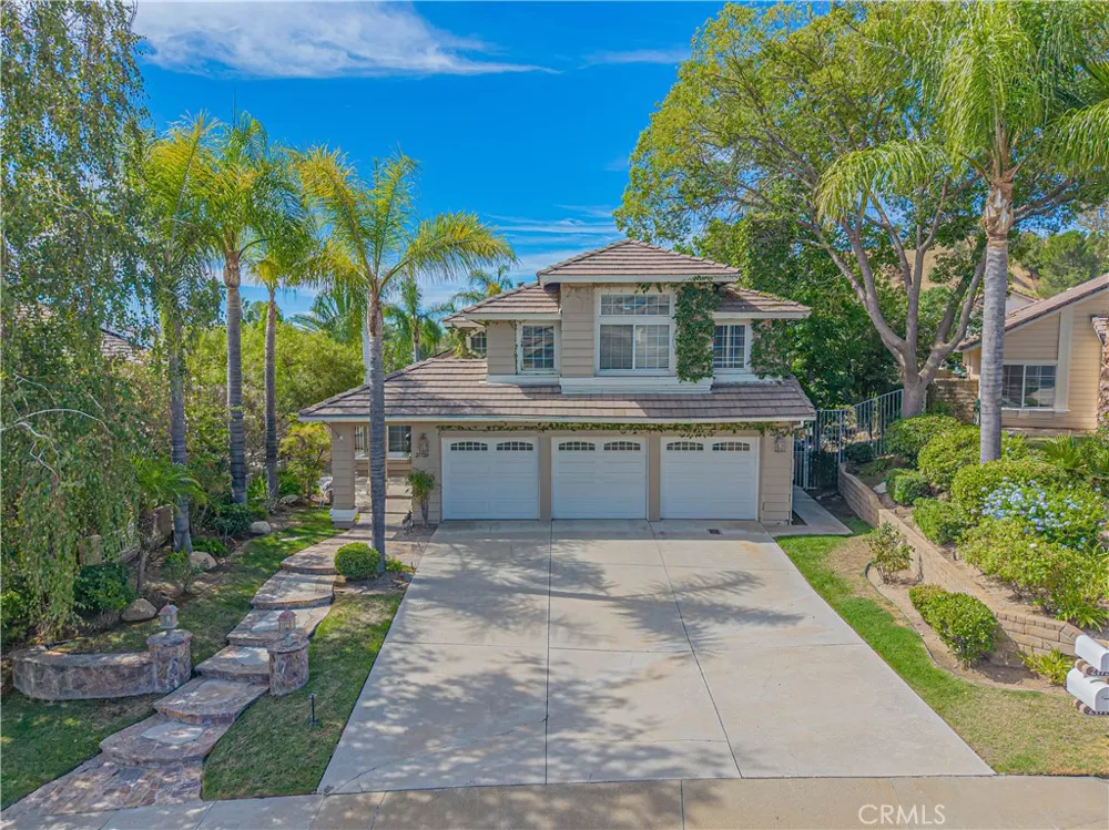 21720 Don Gee Court Saugus, CA 91350
