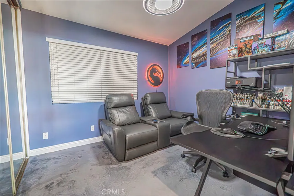 21720 Don Gee Court Saugus, CA 91350