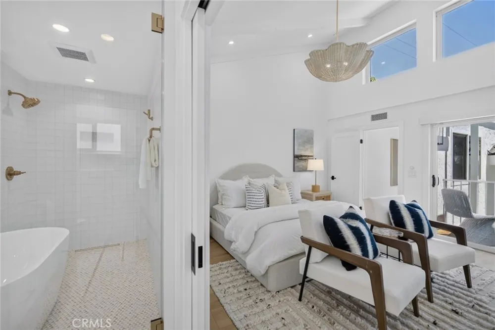 427 21st Street Huntington Beach, CA 92648