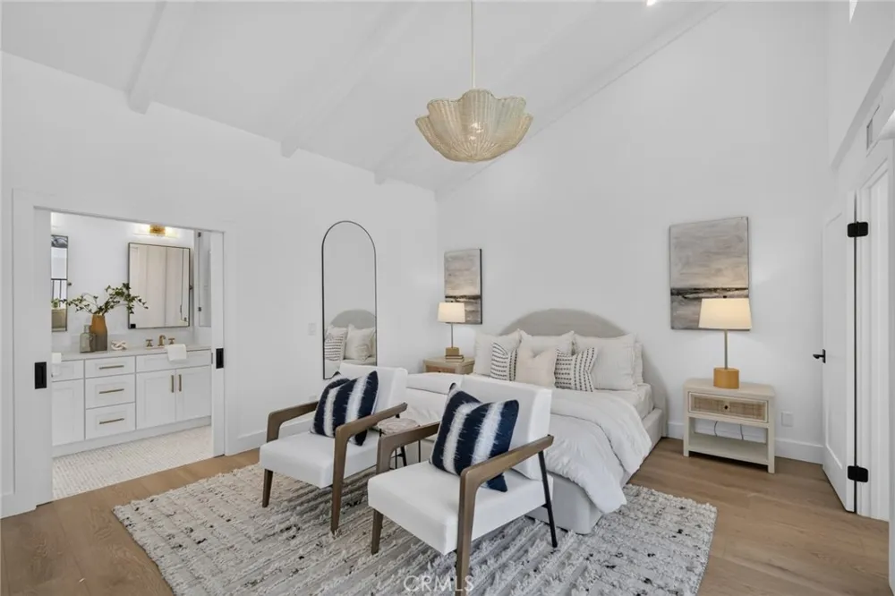 427 21st Street Huntington Beach, CA 92648