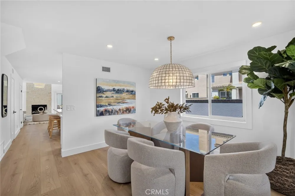 427 21st Street Huntington Beach, CA 92648