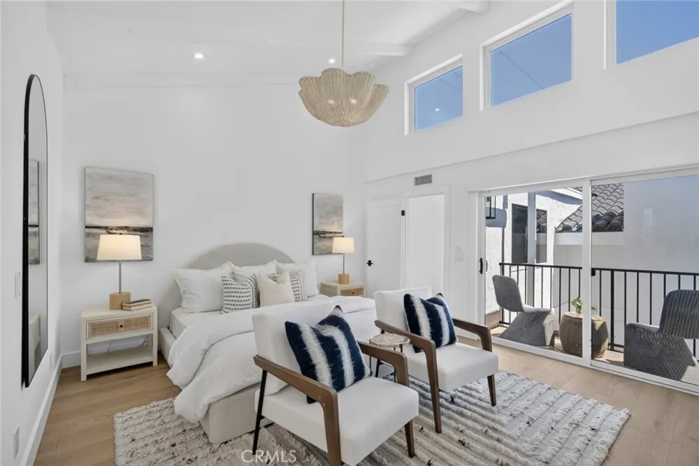 427 21st Street Huntington Beach, CA 92648