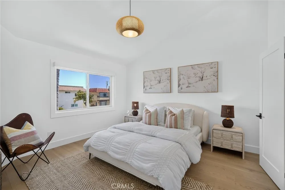 427 21st Street Huntington Beach, CA 92648