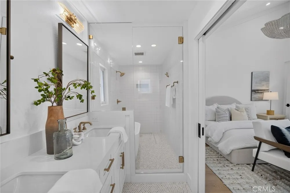 427 21st Street Huntington Beach, CA 92648