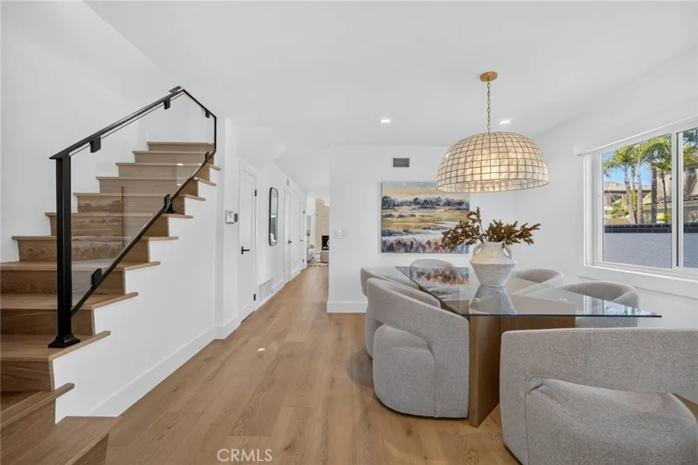 427 21st Street Huntington Beach, CA 92648
