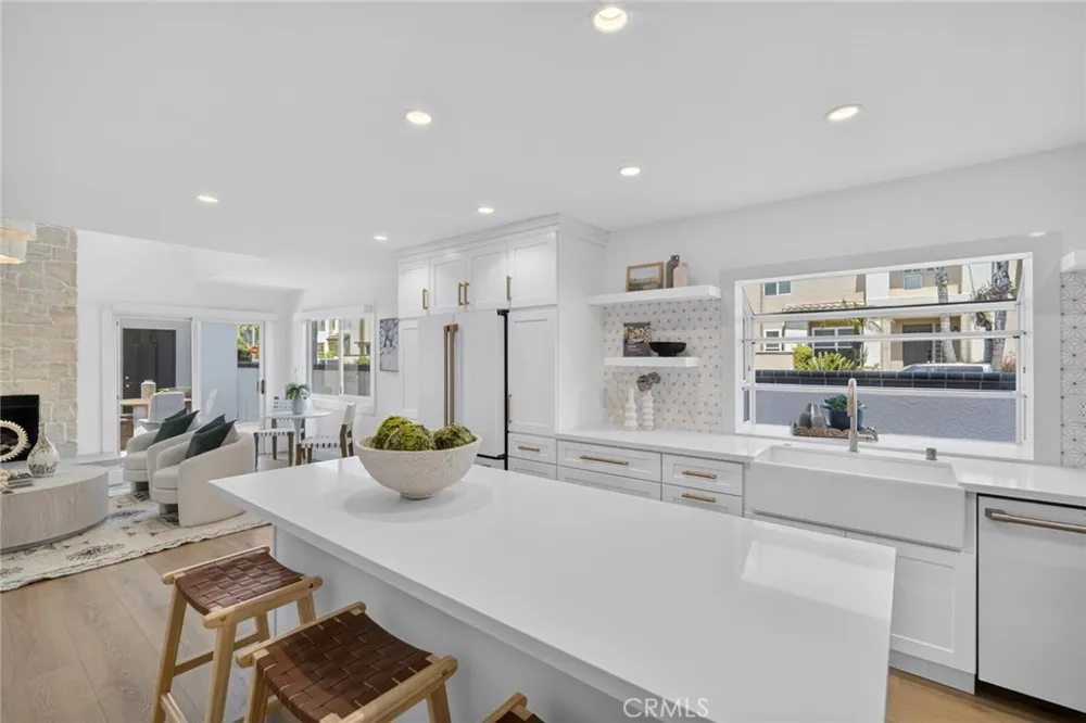 427 21st Street Huntington Beach, CA 92648