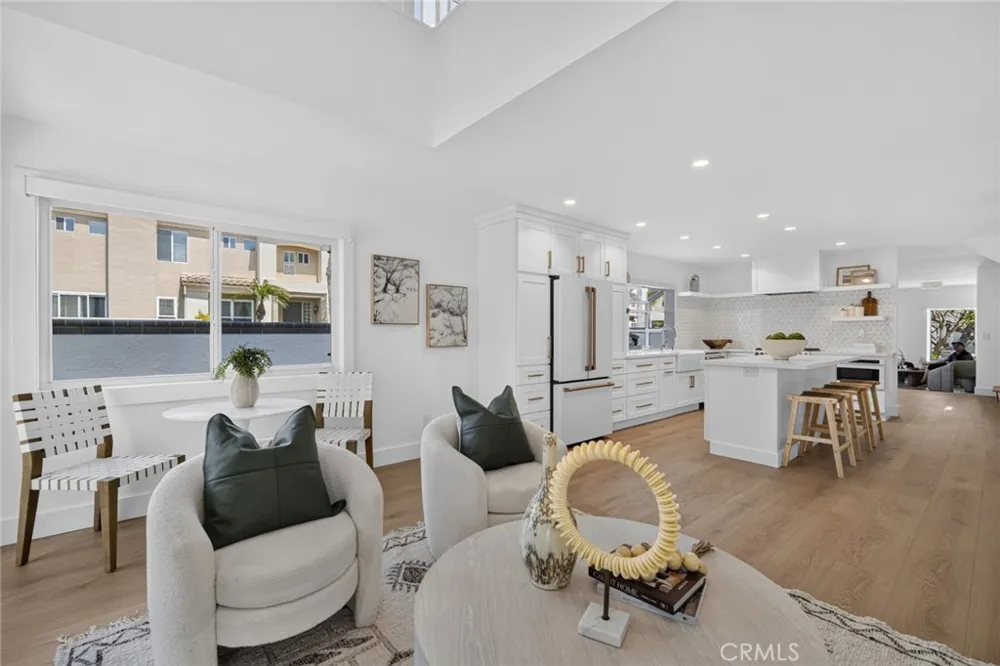 427 21st Street Huntington Beach, CA 92648