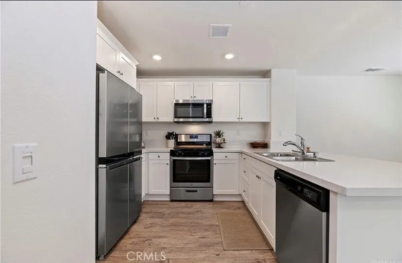 28415 Partridge #1203 Murrieta, CA 92563