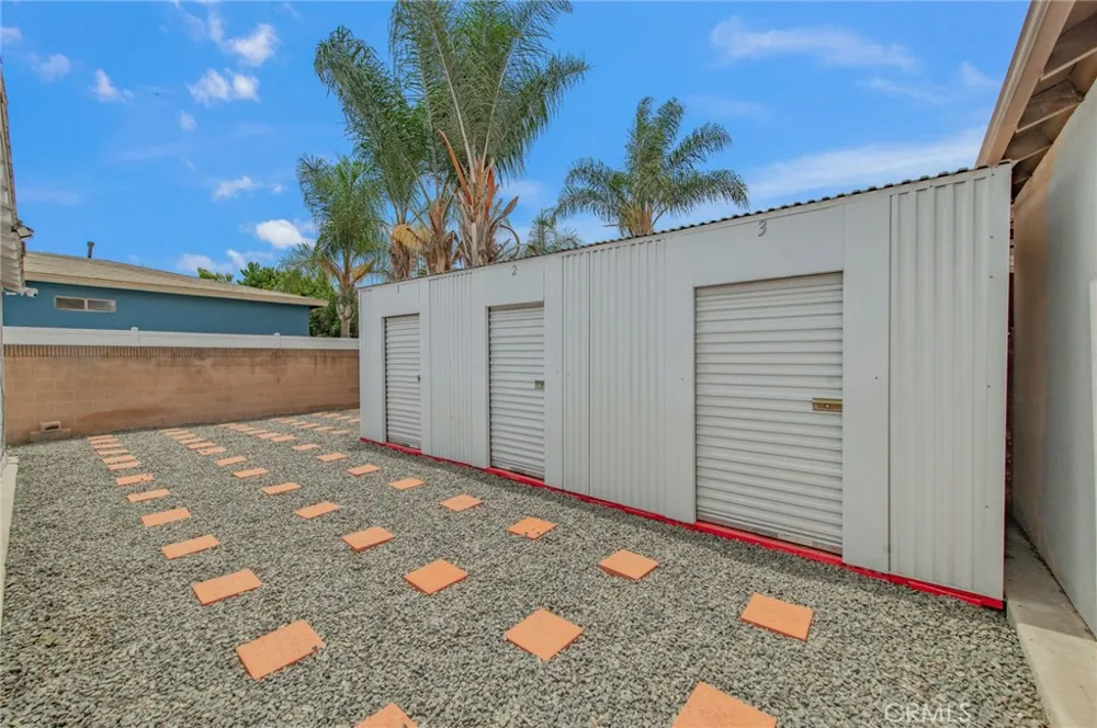 1893 Saint Louis Signal Hill, CA 90755
