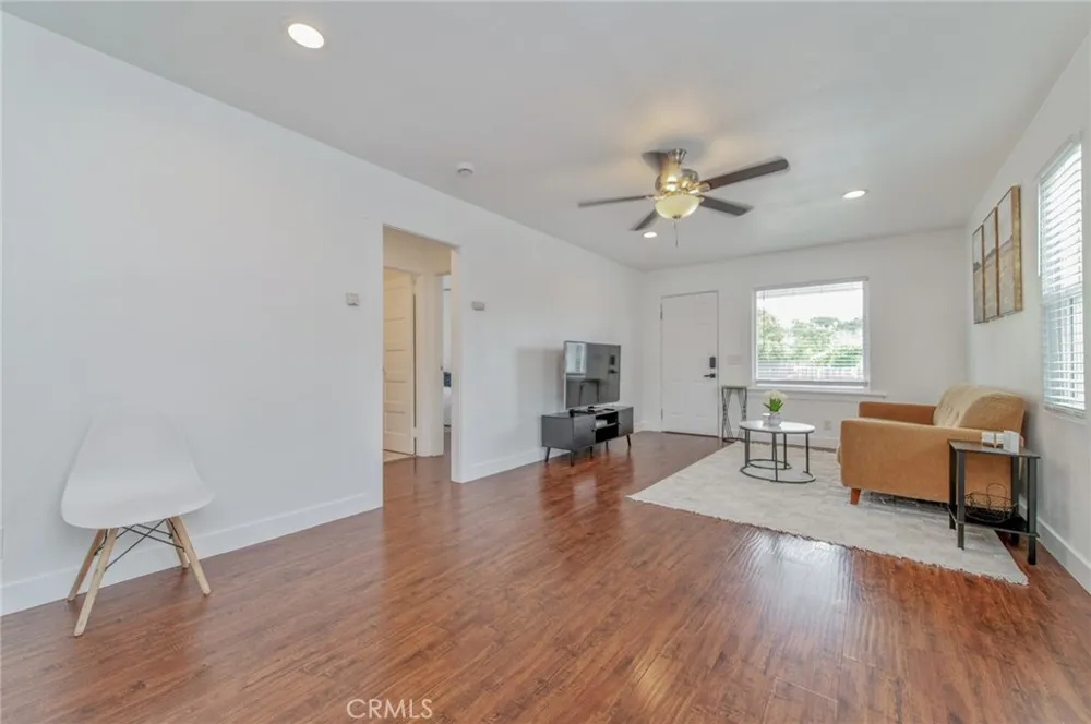 1893 Saint Louis Signal Hill, CA 90755