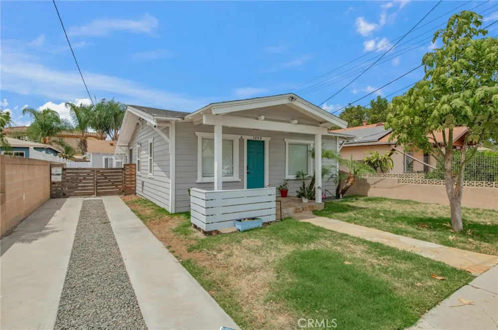 1893 Saint Louis Signal Hill, CA 90755