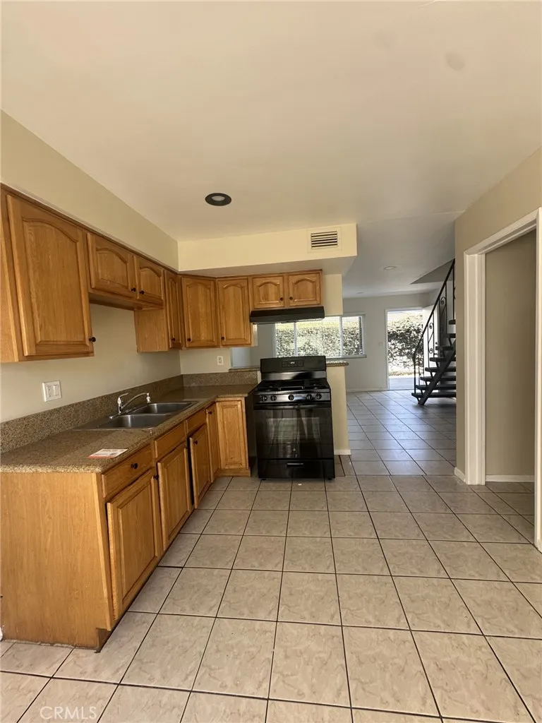 9509 Los Angeles #D Bellflower, CA 90706