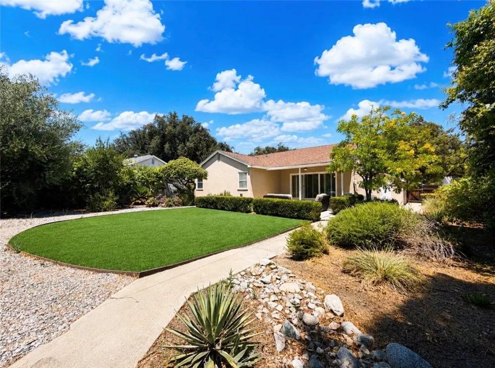 533 Geneva Claremont, CA 91711
