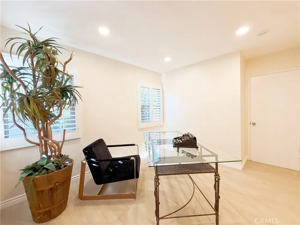 533 Geneva Claremont, CA 91711