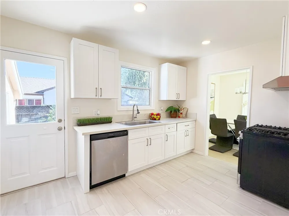 533 Geneva Claremont, CA 91711