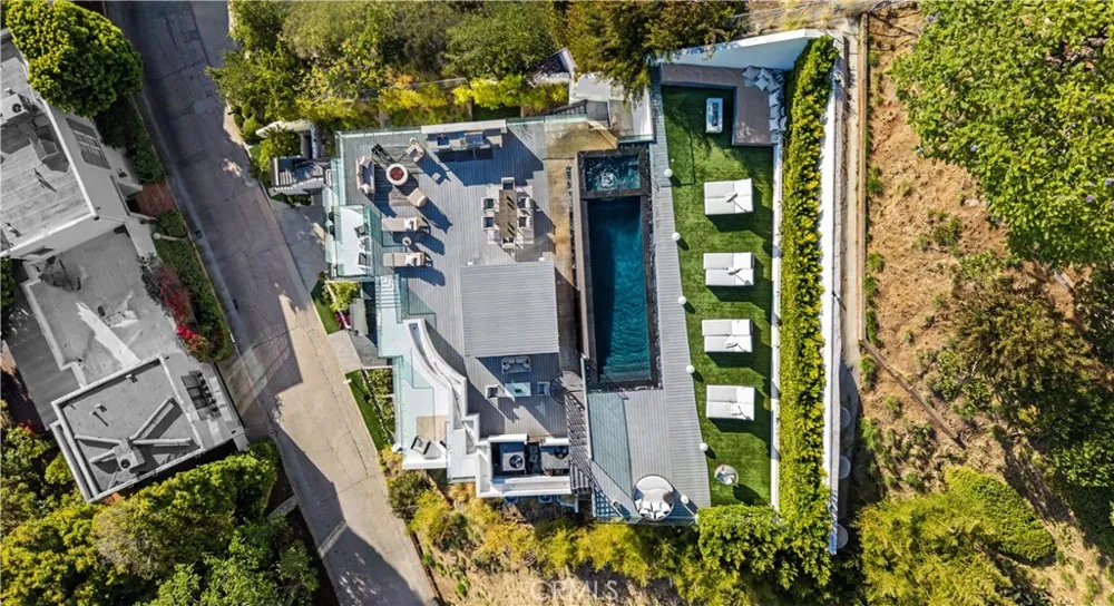 9459 Beverly Crest Beverly Hills, CA 90210