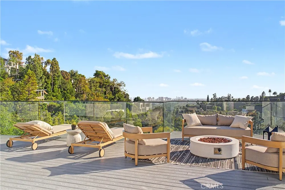 9459 Beverly Crest Beverly Hills, CA 90210