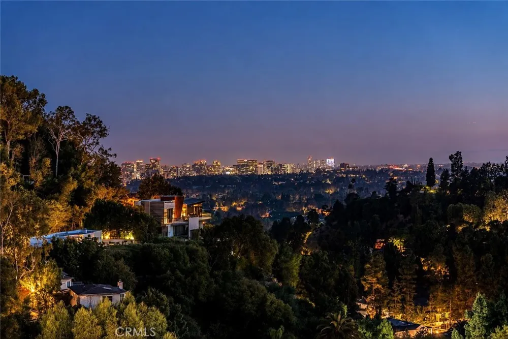 9459 Beverly Crest Beverly Hills, CA 90210