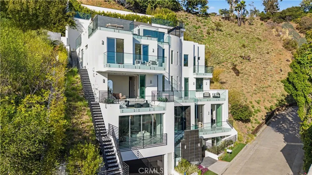 9459 Beverly Crest Beverly Hills, CA 90210