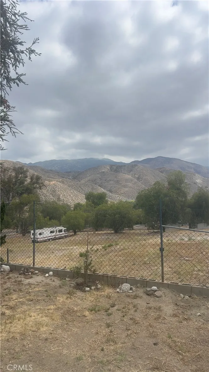 25920 View Hemet, CA 92544