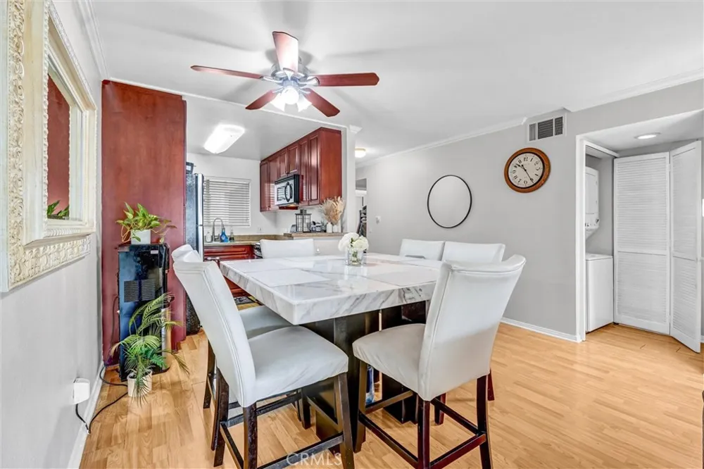 5500 Owensmouth Ave #122 Woodland Hills, CA 91367