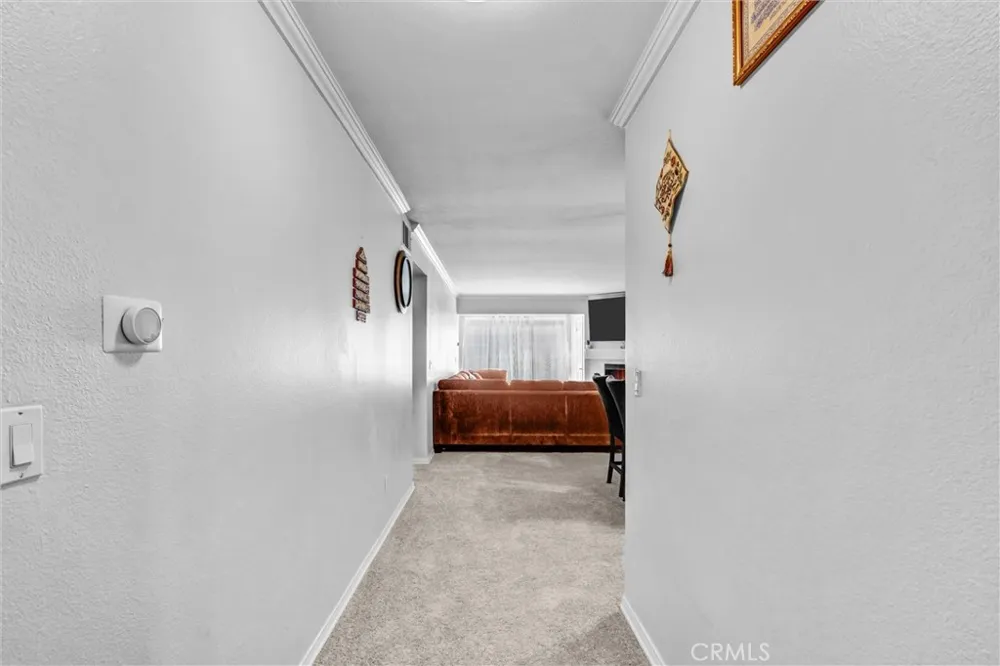 5500 Owensmouth Ave #122 Woodland Hills, CA 91367