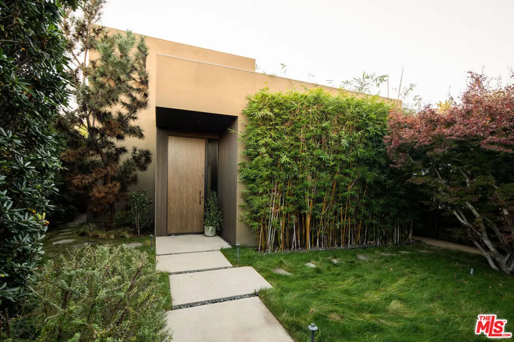 2013 Louella Avenue Venice, CA 90291