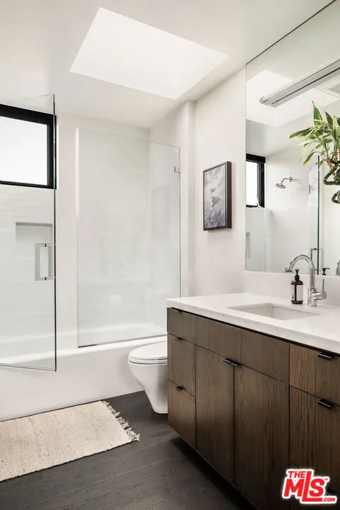 2013 Louella Avenue Venice, CA 90291