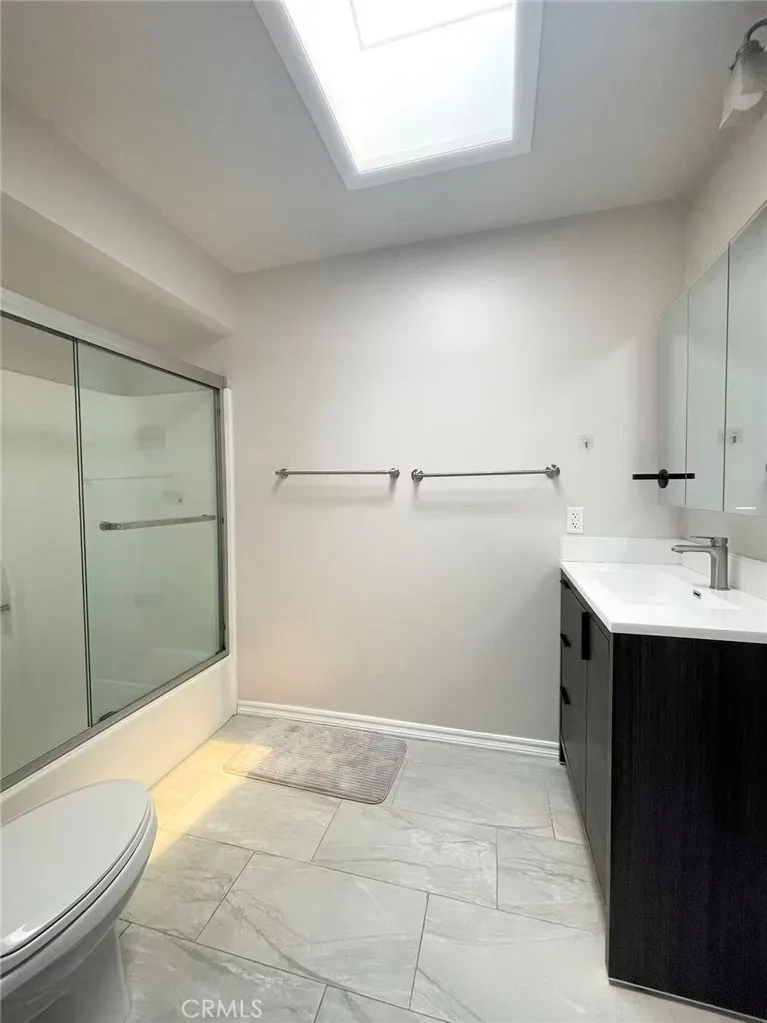 20431 Huntcliff Walnut, CA 91789
